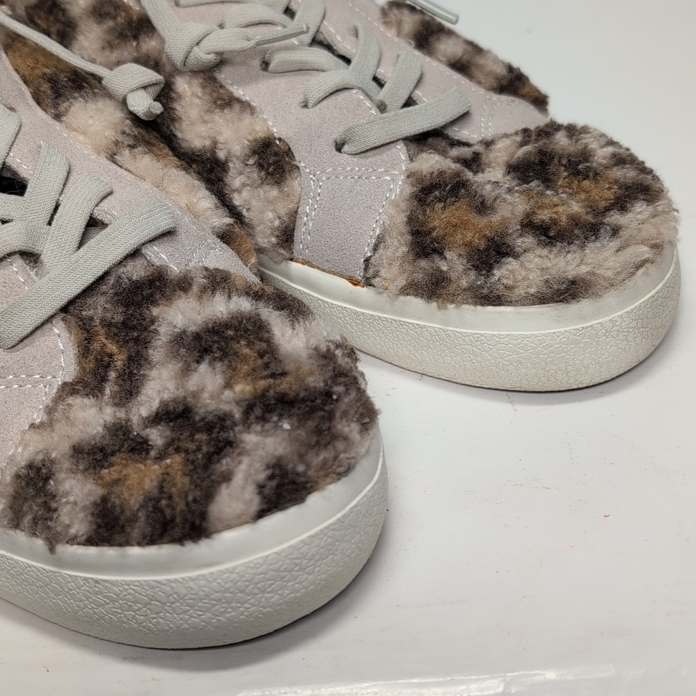 Vintage Havana Tan and Cream Faux Fur slip on Sneakers womans size 8.5 - Picture 16 of 16